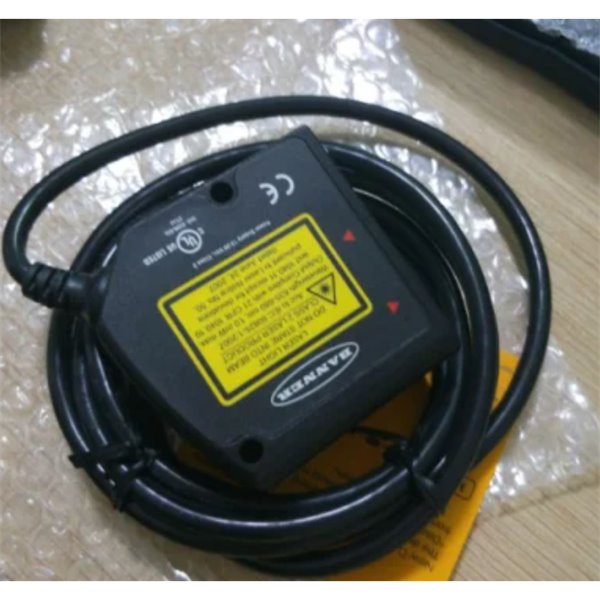 BANNER邦納全能型光電QS18傳感器QS18EP6XLPCQ